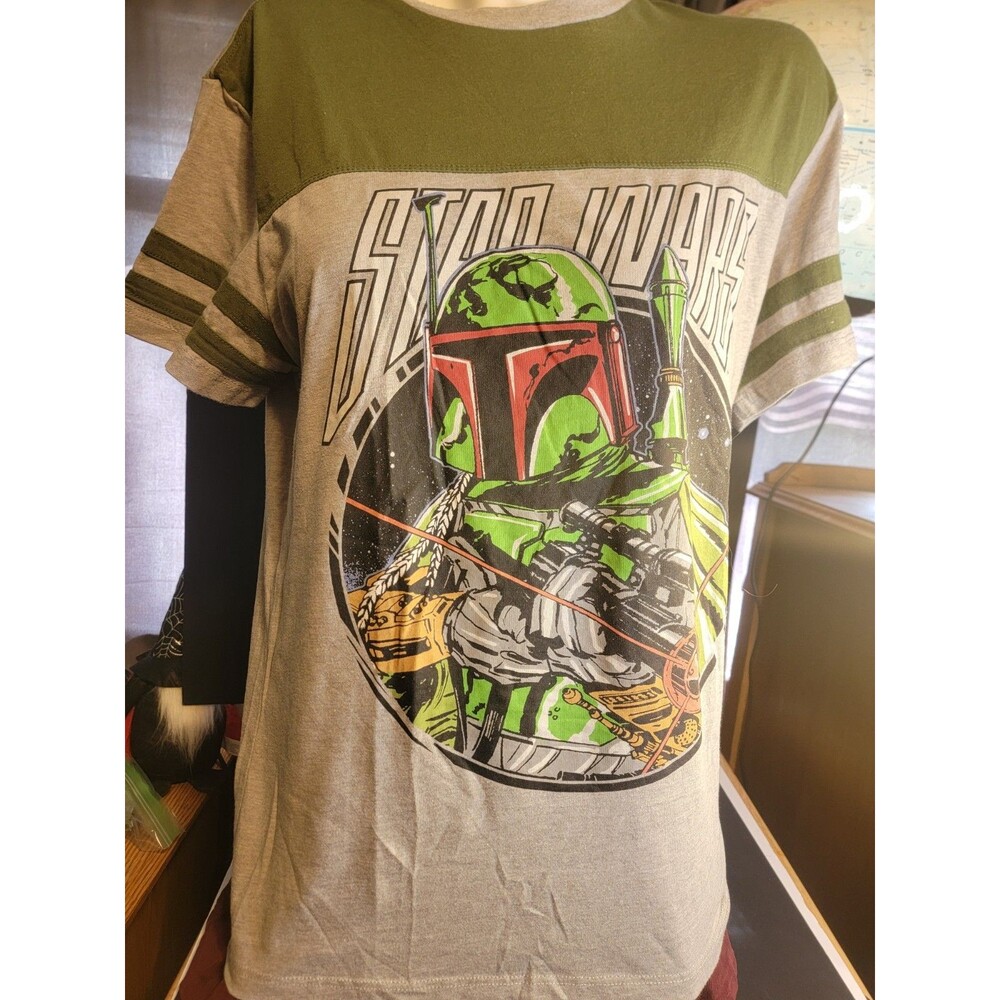 Start Wars T Sz Medium woman's Fith Sun